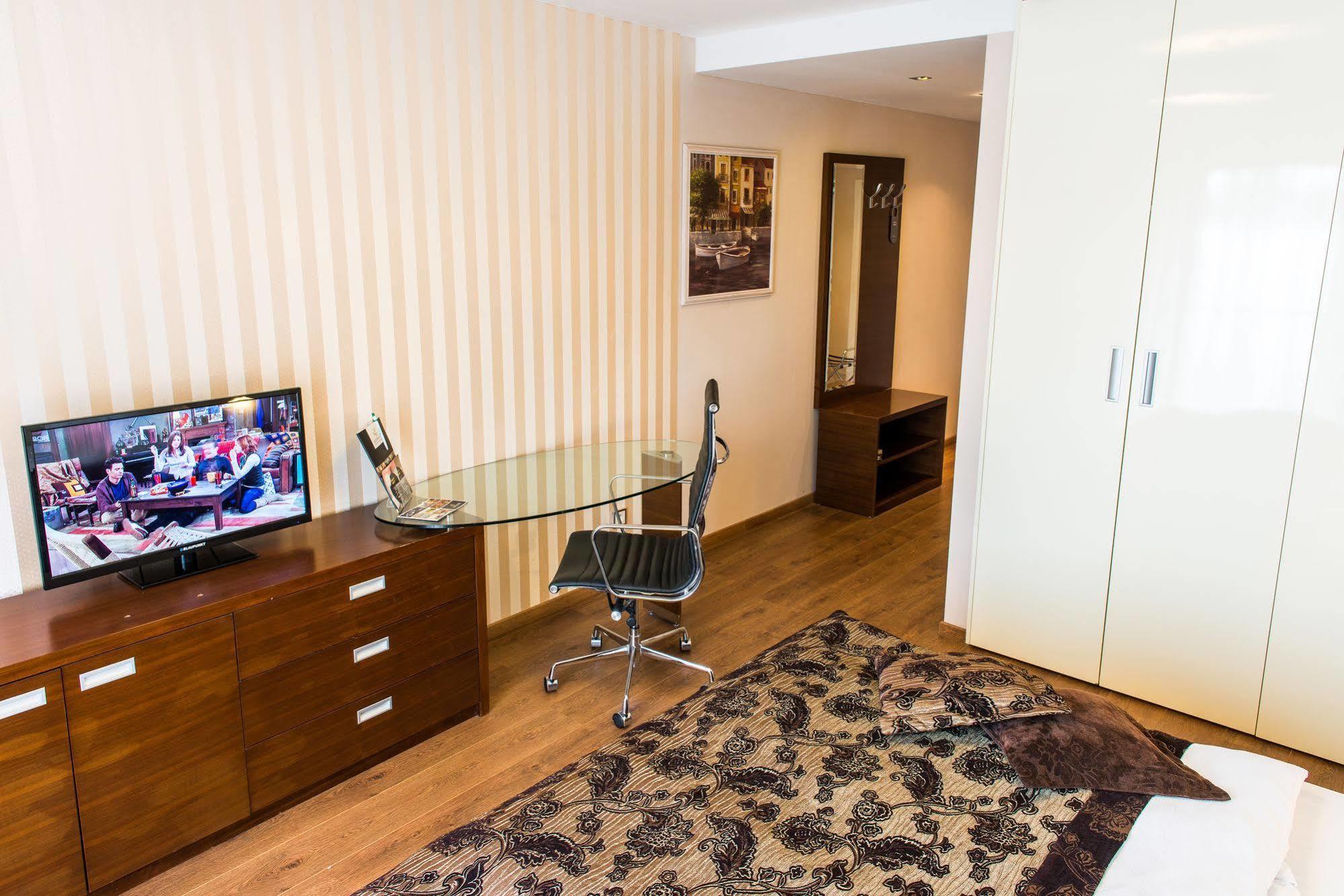 Golden Fish Apartmany Xia เปิลเซน ภายนอก รูปภาพ