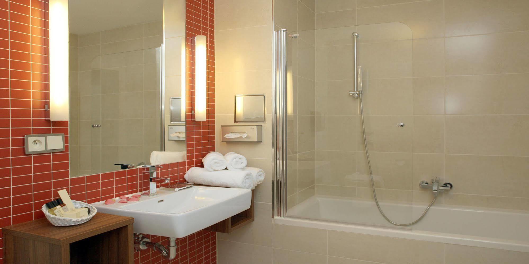 Golden Fish Apartmany Xia เปิลเซน ภายนอก รูปภาพ