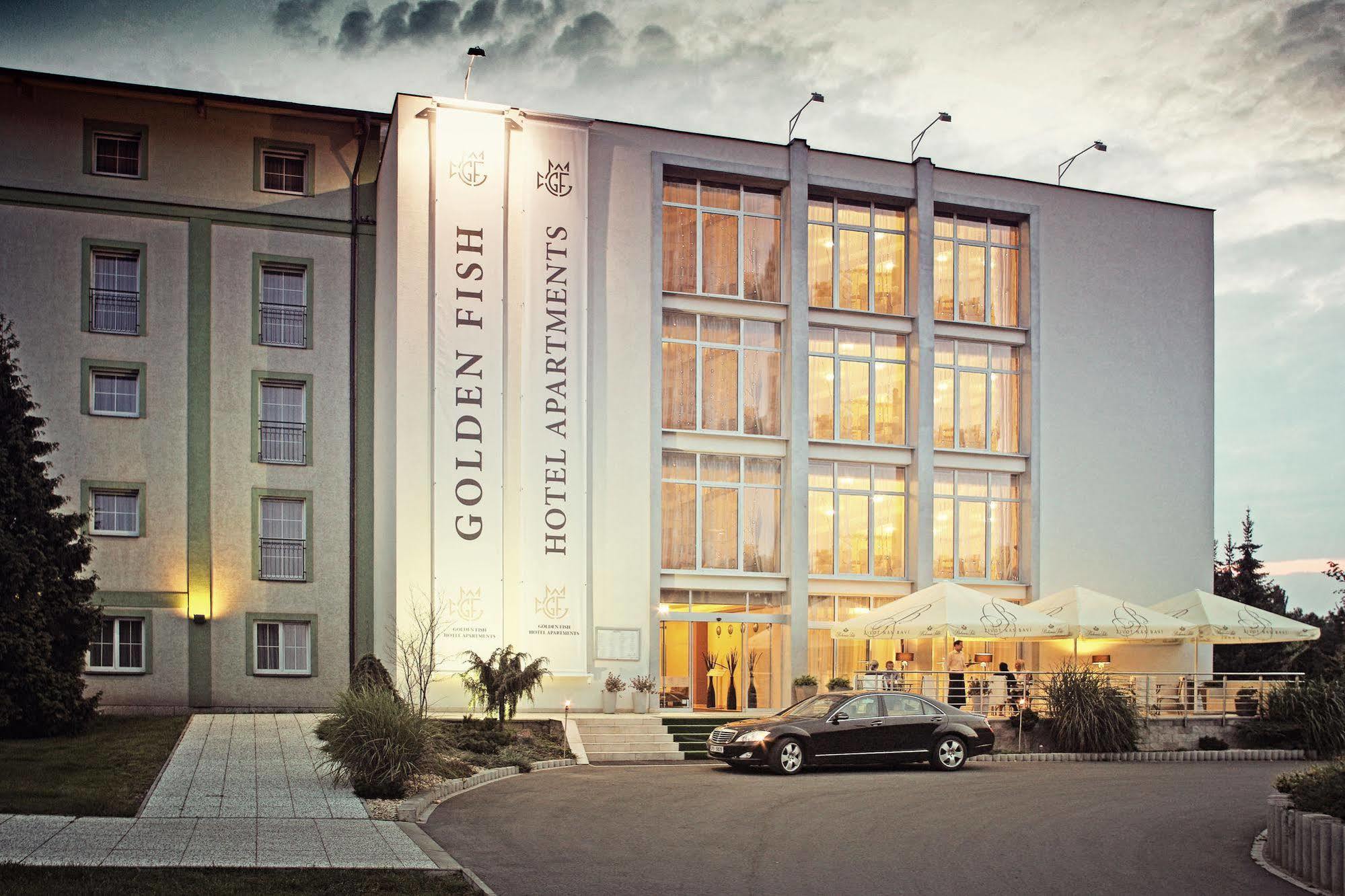 Golden Fish Apartmany Xia เปิลเซน ภายนอก รูปภาพ