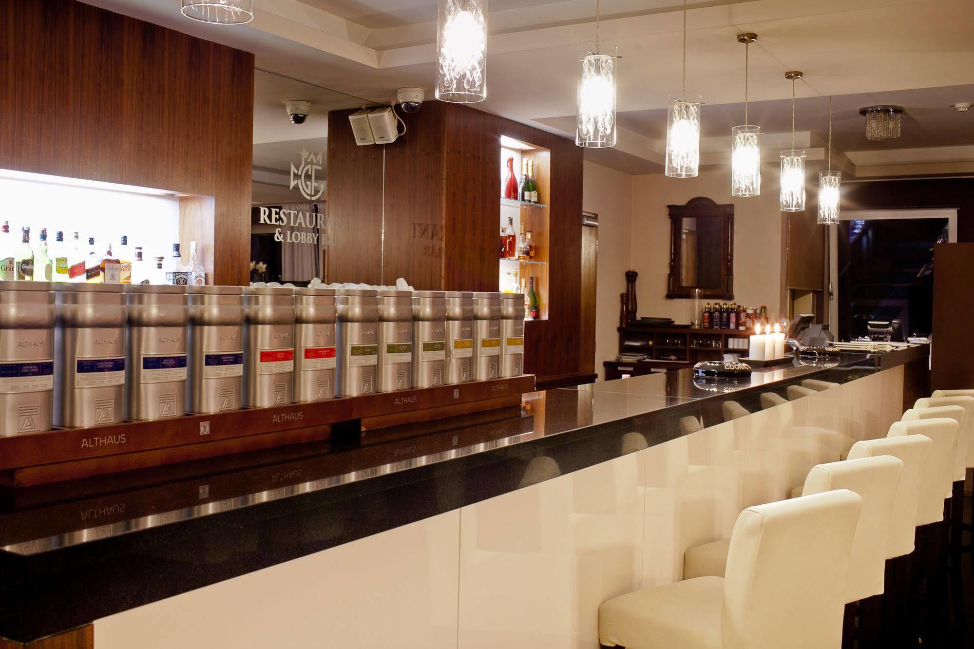 Golden Fish Apartmany Xia เปิลเซน ภายนอก รูปภาพ